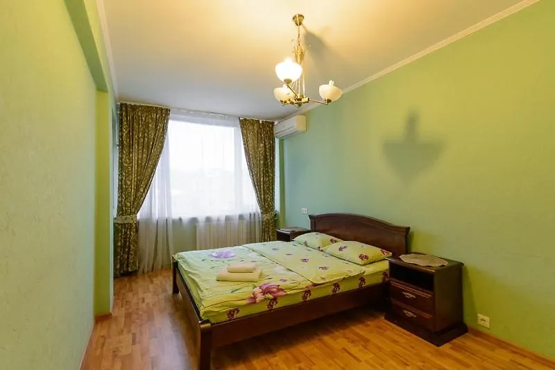 Апартаменти 3-Кімнатні М. Золоті Ворота Kiev Appartement